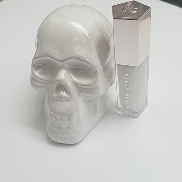 Fenty Beauty Other - → FENTY BEAUTY | Diamond Milk Gloss Bomb←